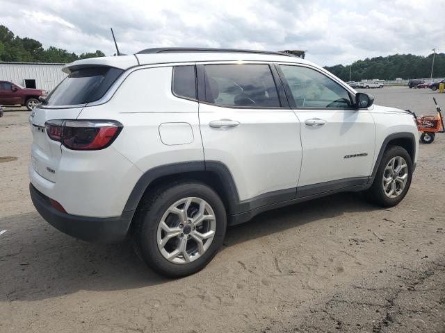 JEEP COMPASS LATITUDE 2024