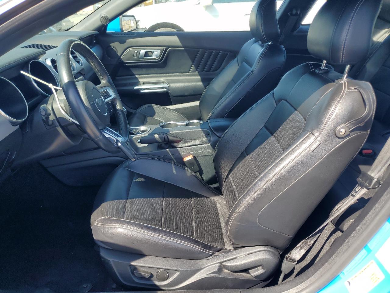 FORD MUSTANG 2022
