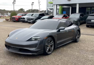 Porsche Taycan 4 2022