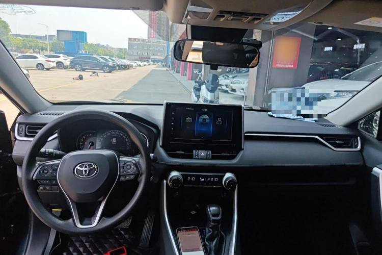 TOYOTA RAV4 2020