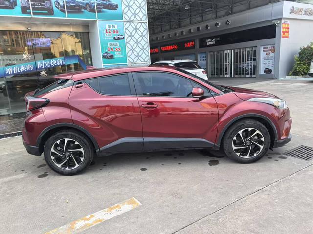 TOYOTA C-HR 2020
