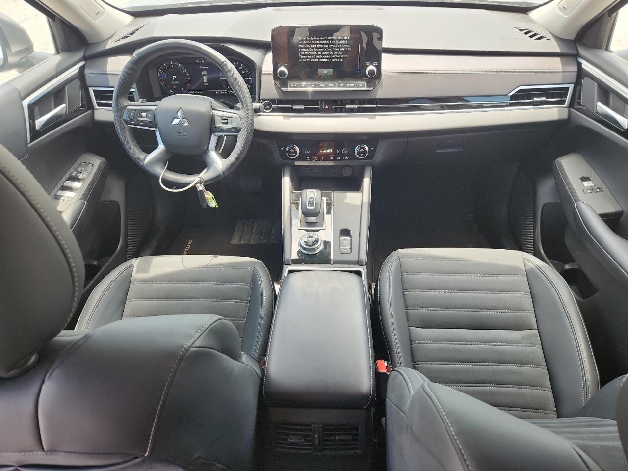 MITSUBISHI OUTLANDER SE 2023