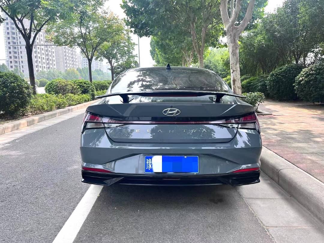 Hyundai Elantra 2021