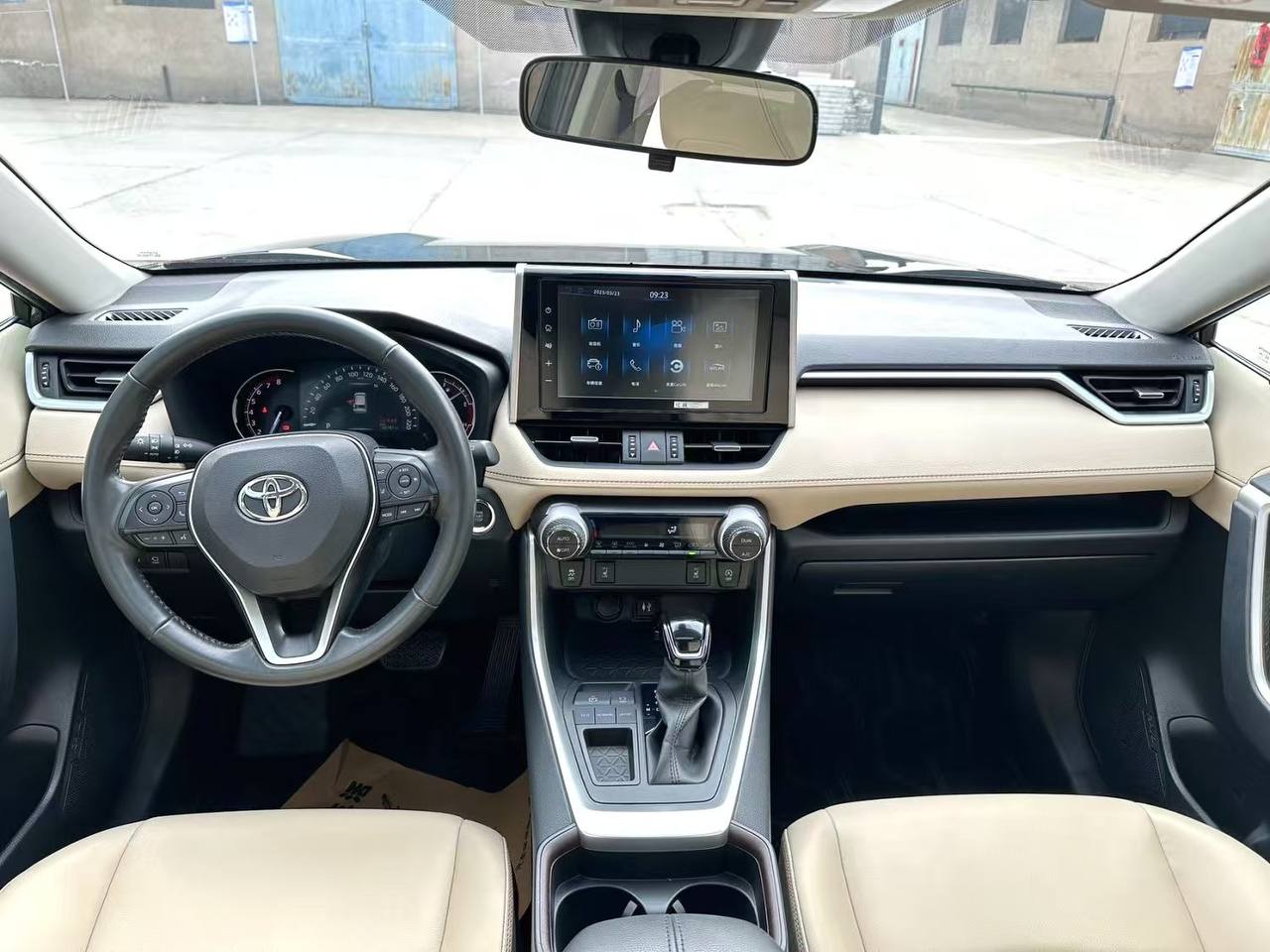 TOYOTA RAV4 2020