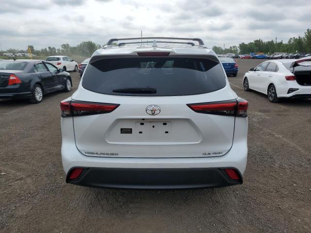 TOYOTA HIGHLANDER XLE 2022