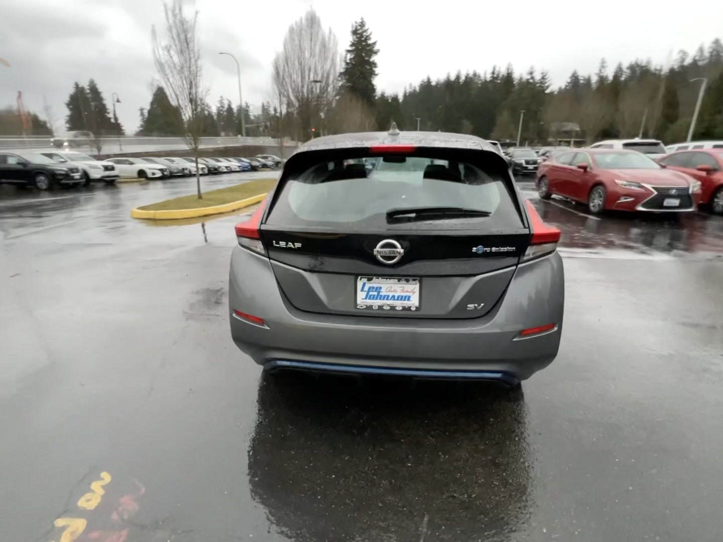 Nissan LEAF SV 2020