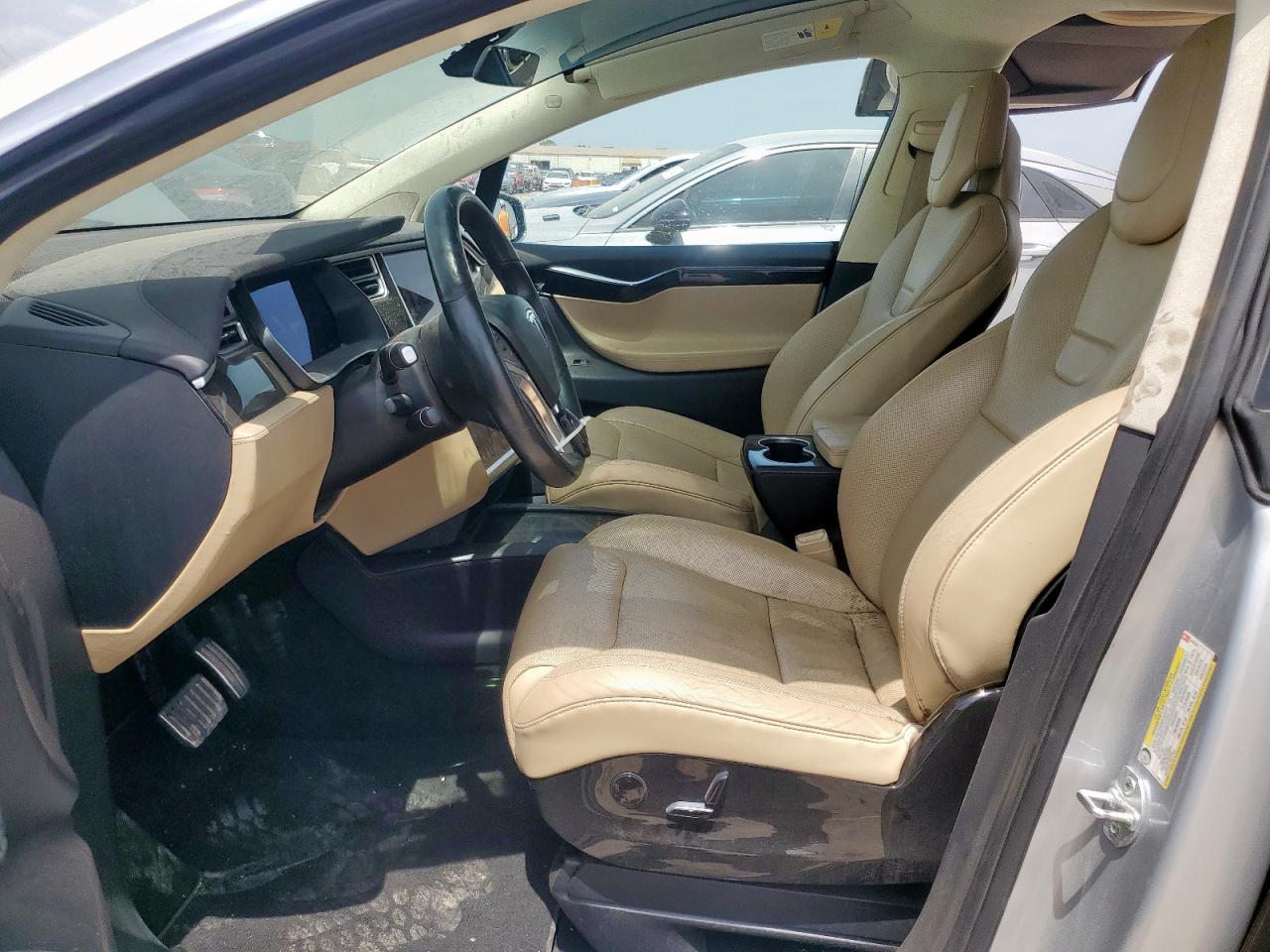 TESLA MODEL X 2016