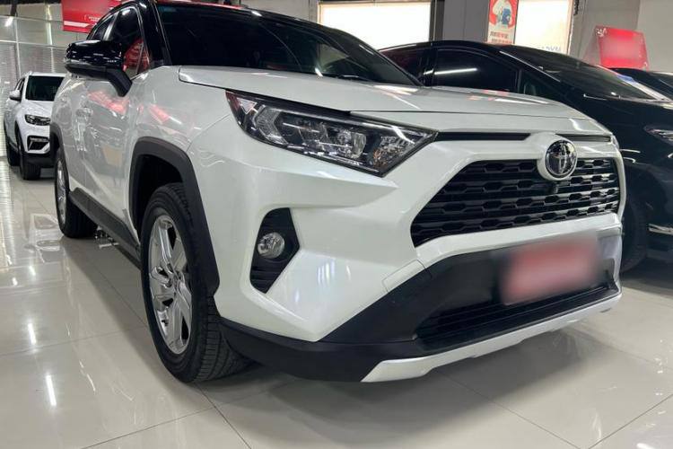 TOYOTA RAV4 2020