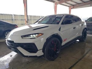 LAMBORGHINI URUS S 2023