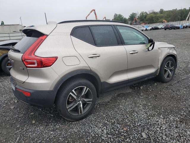 VOLVO XC40 PLUS 2023