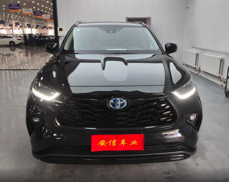 TOYOTA HIGHLANDER HYBRID Knight Edition 2022