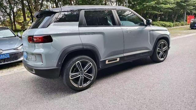 Geely Icon 2020