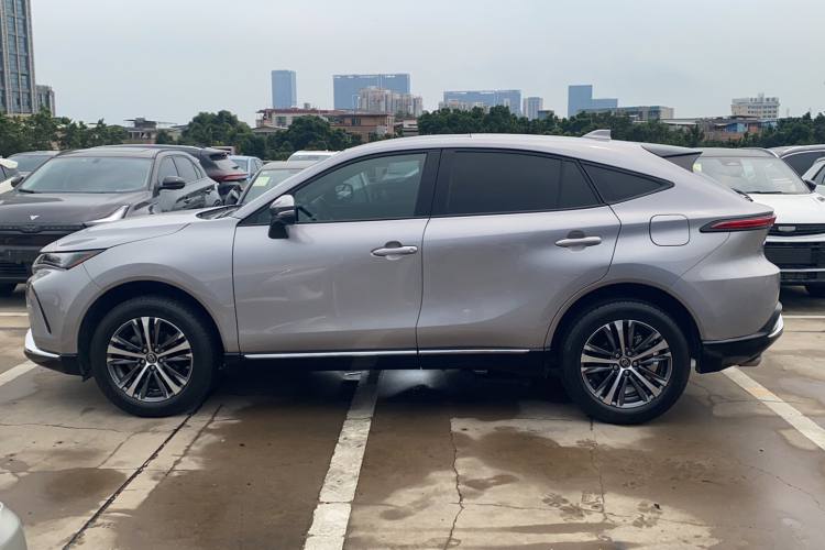 TOYOTA VENZA 2022