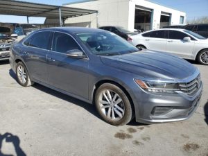 VOLKSWAGEN PASSAT SE 2020