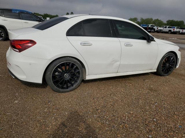 MERCEDES-BENZ A 220 2021