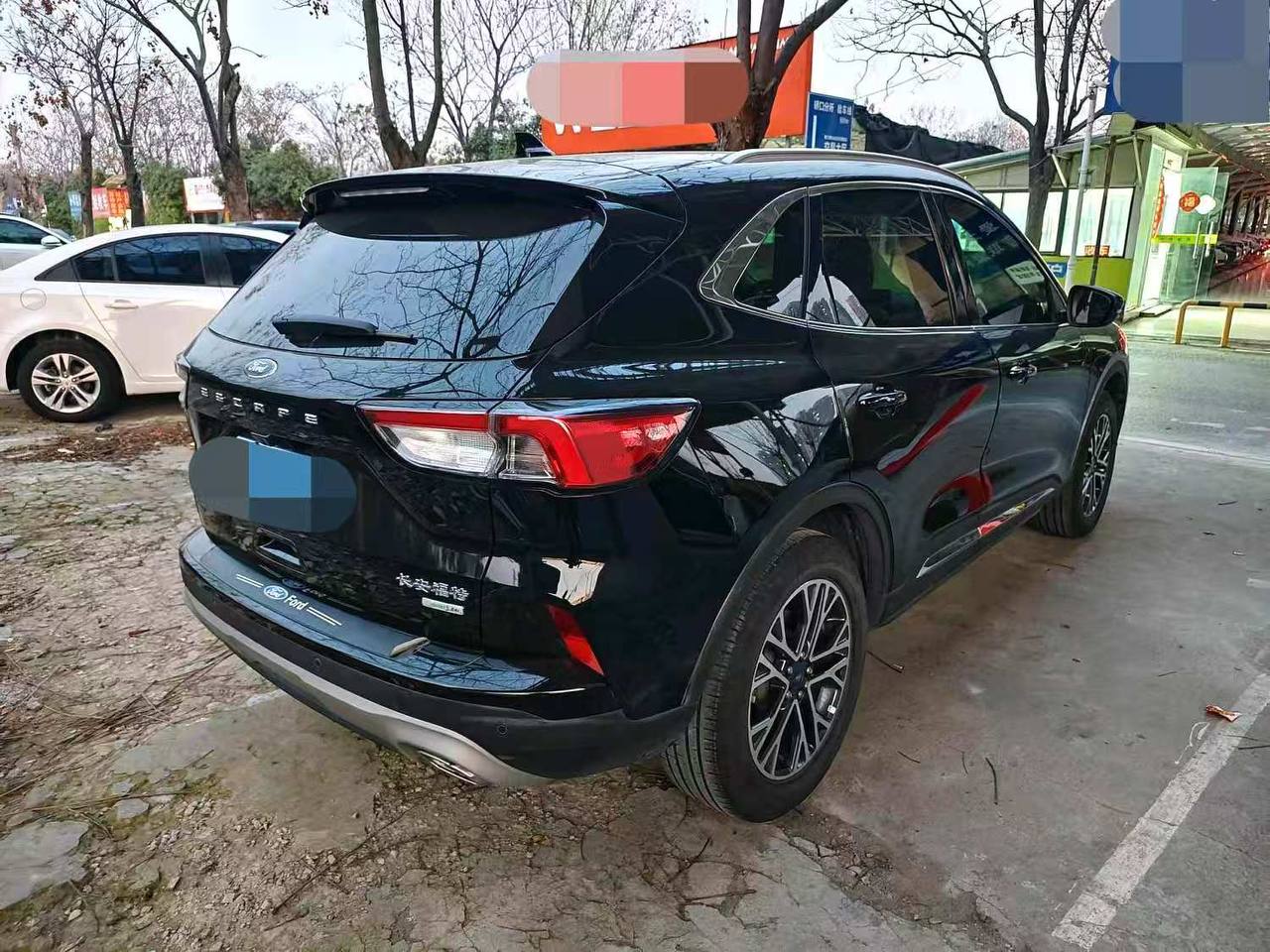 FORD ESCAPE 2021