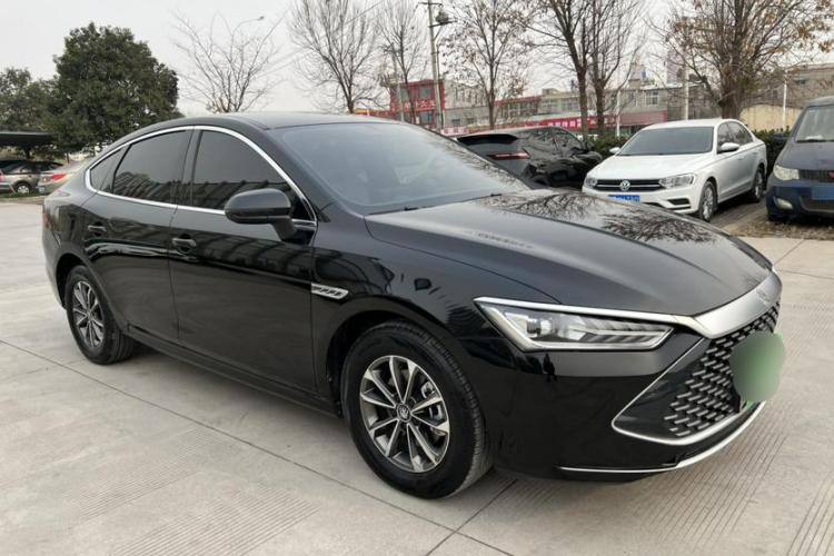 BYD Qin PLUS Champion Edition DM-i 55KM Leading Model 2023