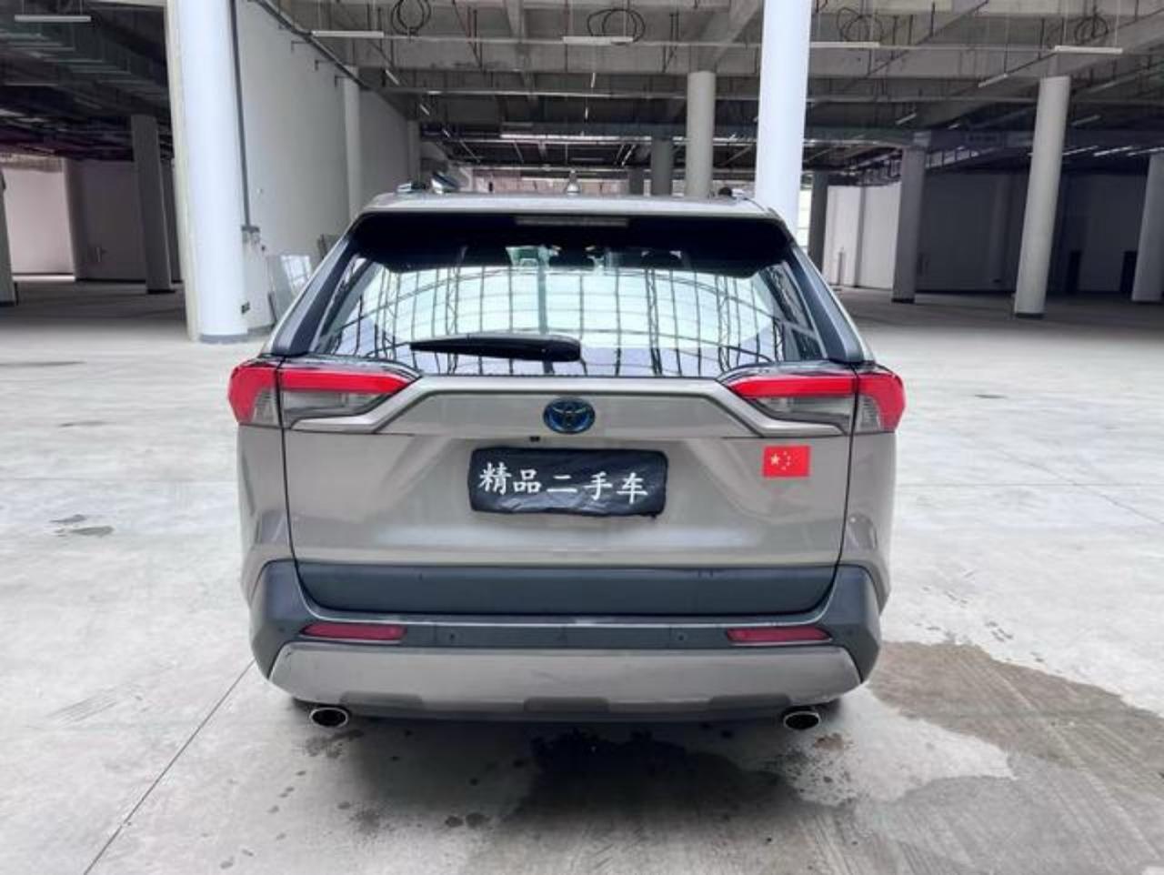 TOYOTA RAV4 2021