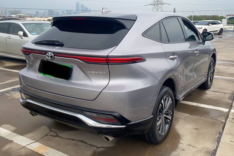TOYOTA VENZA 2022