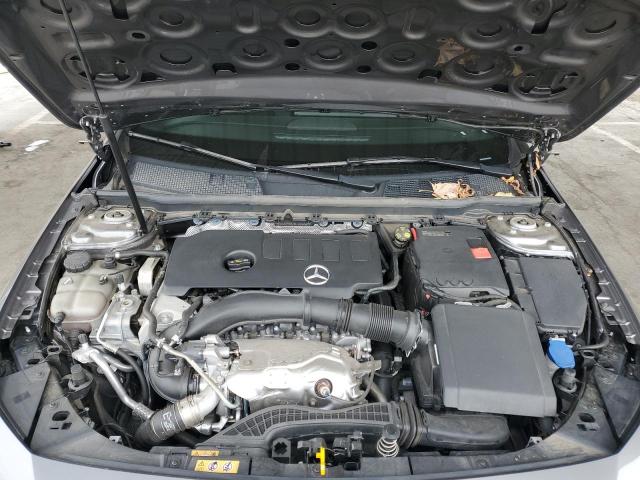 MERCEDES-BENZ A 220 2021
