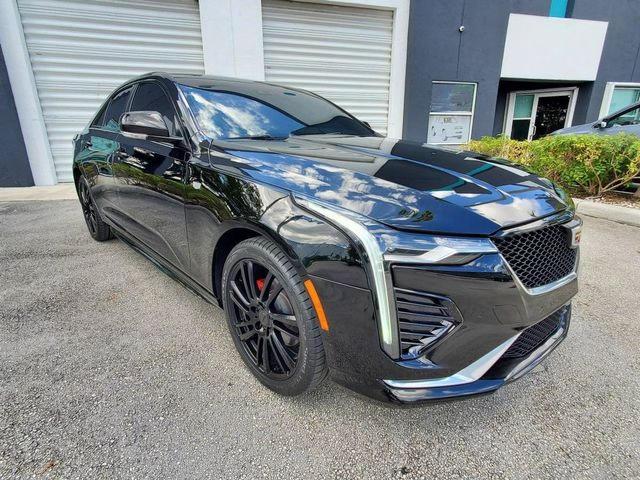 CADILLAC CT4 SPORT 2021