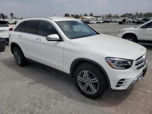 MERCEDES-BENZ GLC 300 2022