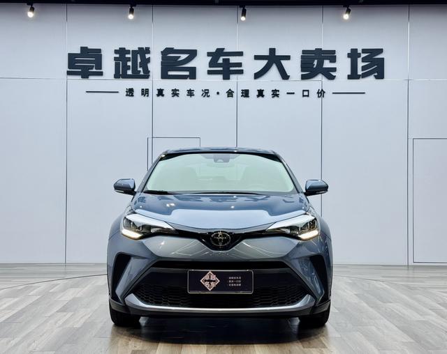 TOYOTA C-HR 2021