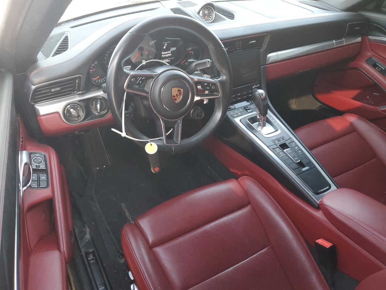PORSCHE 911 CARRERA S 2017