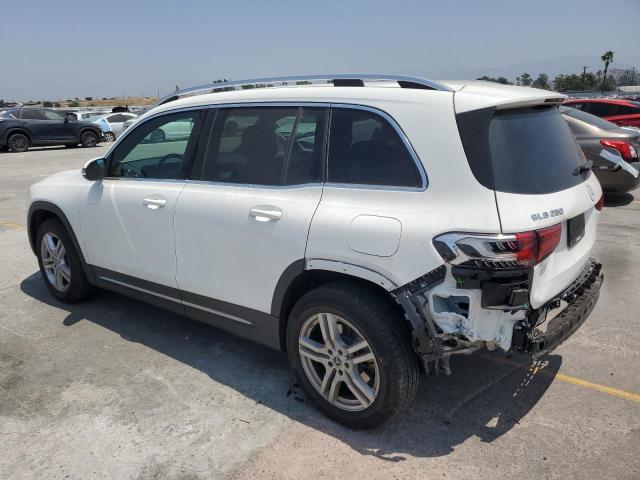 MERCEDES-BENZ GLB 250 2023