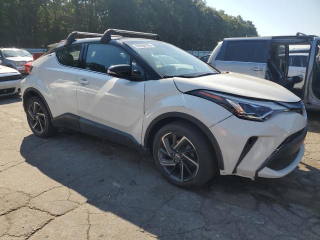 TOYOTA C-HR XLE 2022