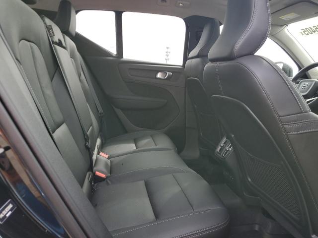 VOLVO XC40 PLUS 2023