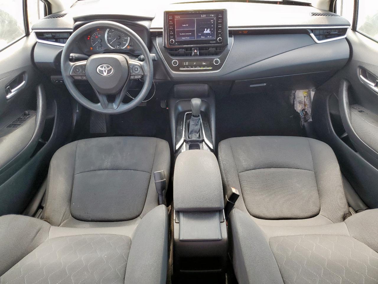TOYOTA COROLLA LE 2021