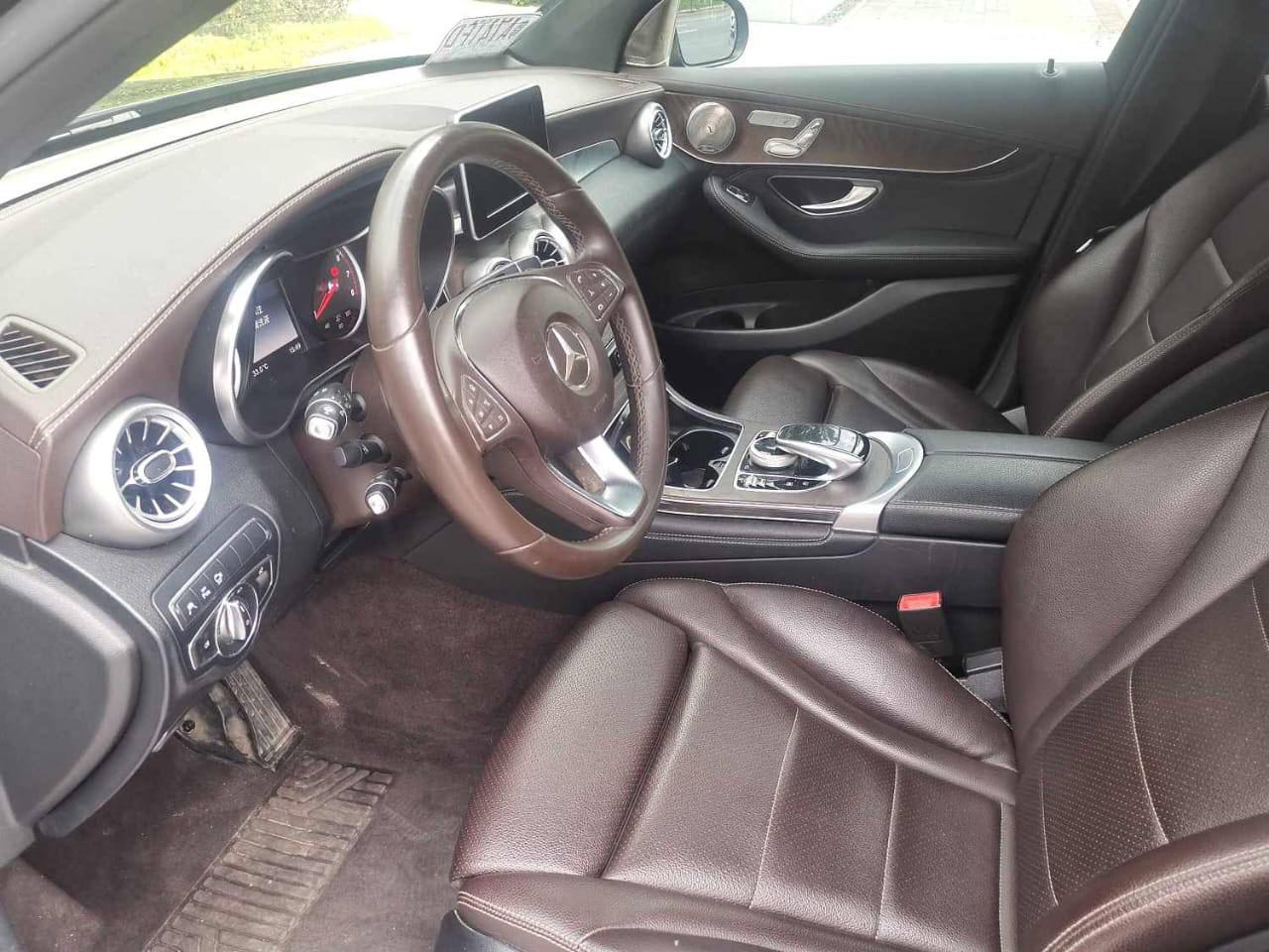Mercedes-Benz GLC 300 4MATIC 2018