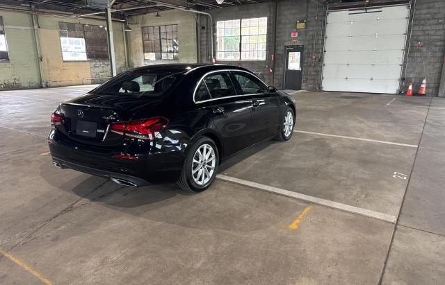 MERCEDES-BENZ A 220 4MATIC 2020