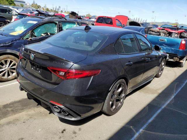 ALFA ROMEO GIULIA QUADRIFOGLIO 2021