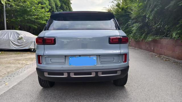 Geely Icon 2020
