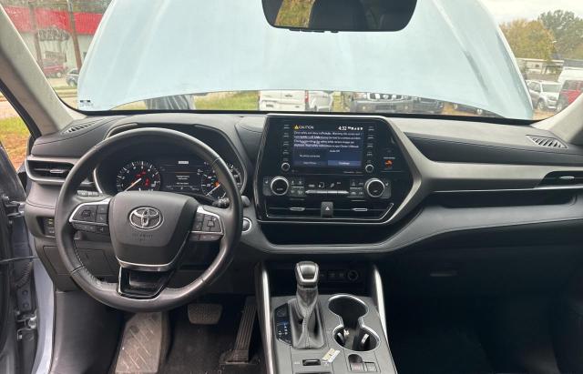 TOYOTA HIGHLANDER XLE 2020