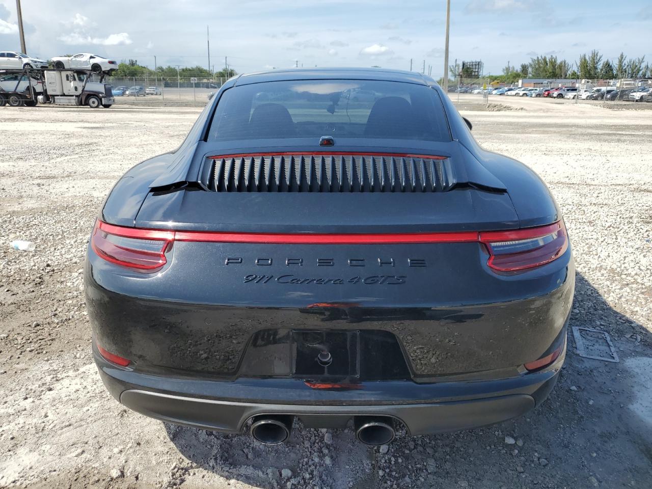 PORSCHE 911 CARRERA S 2017