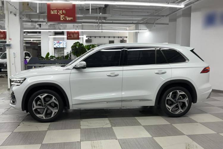 Geely Monjaro 2021