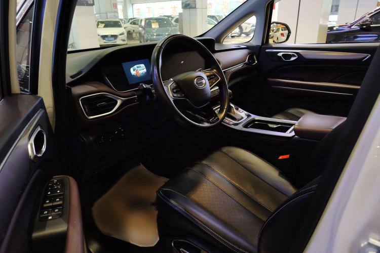 GAC Trumpchi M6 2021