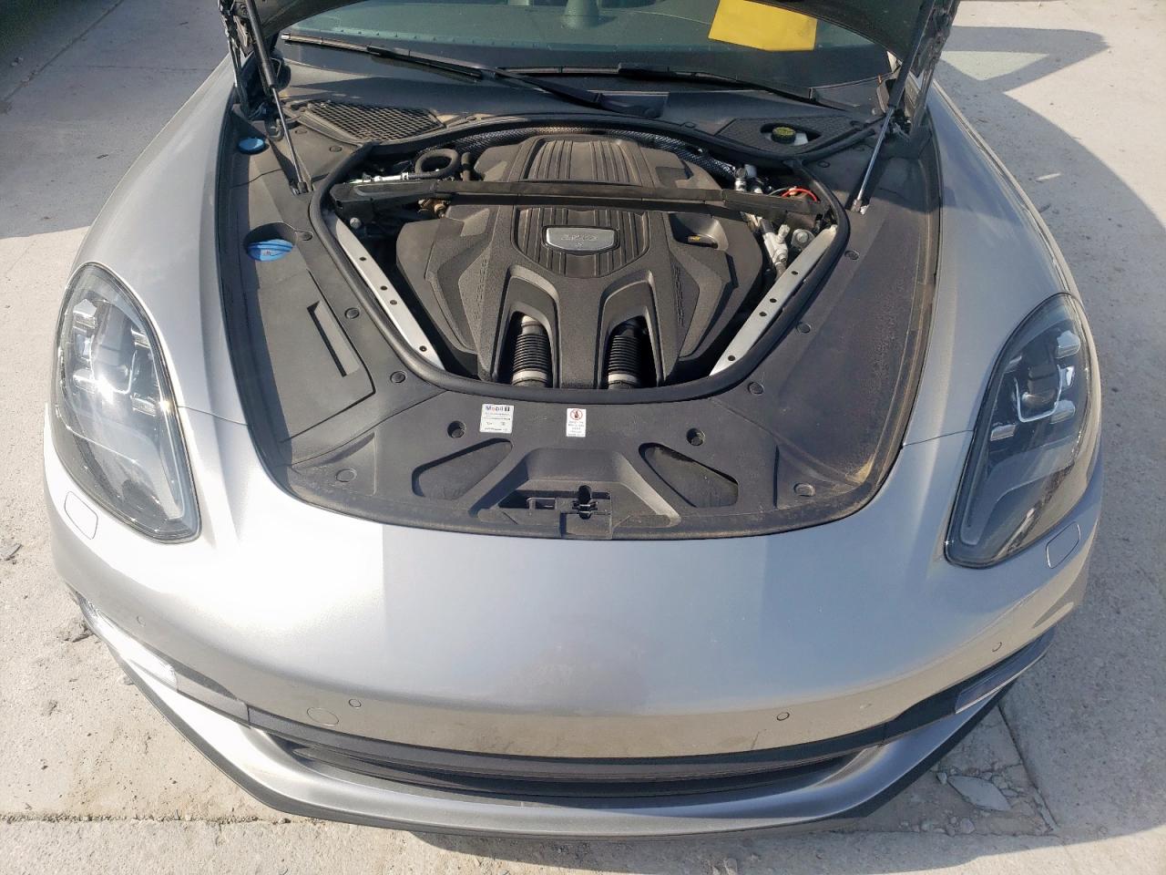 PORSCHE PANAMERA 4S 2017