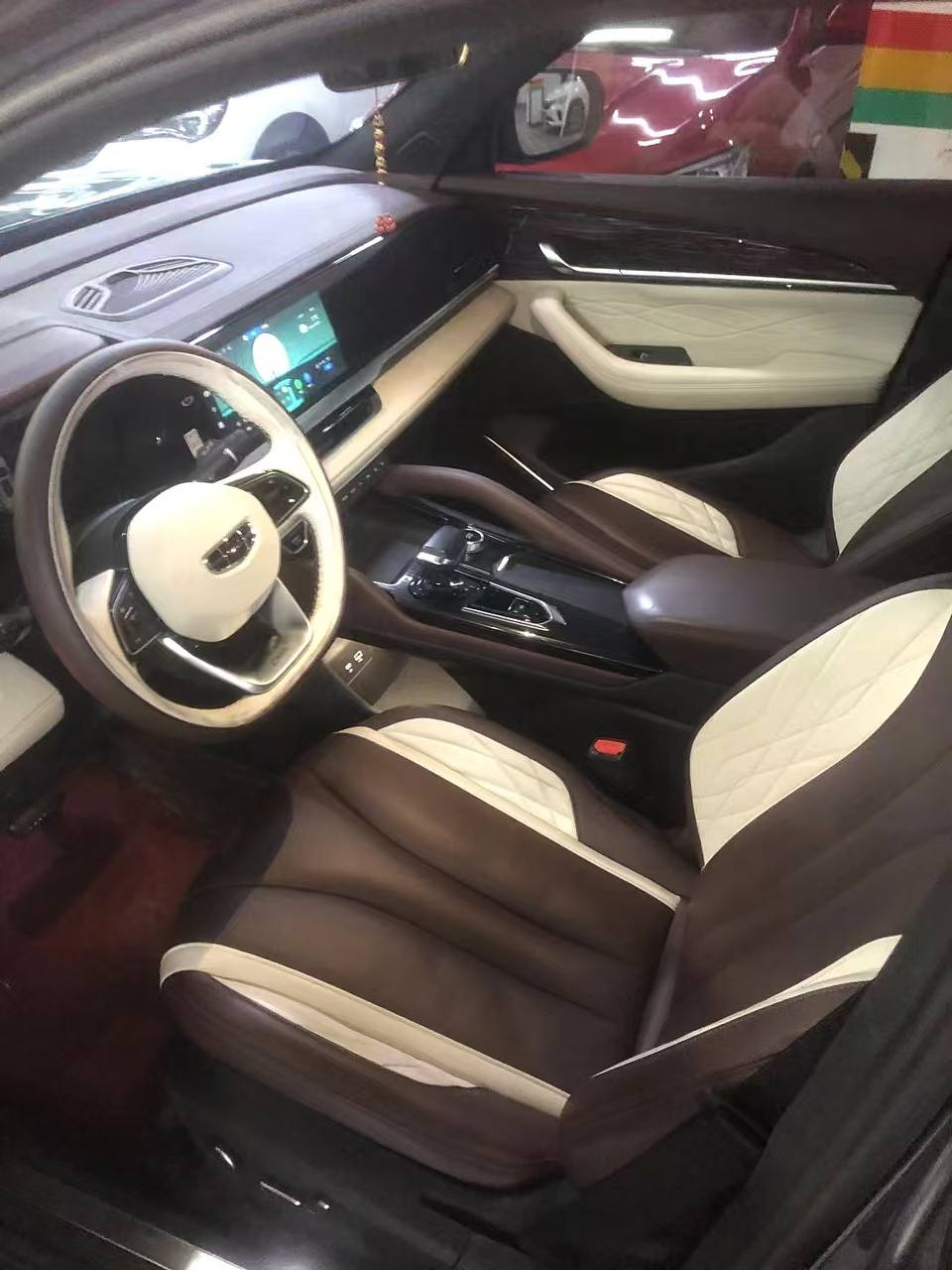 Geely Monjaro Premium version 2021