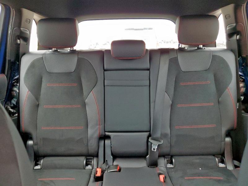 MERCEDES-BENZ GLB 250 2024