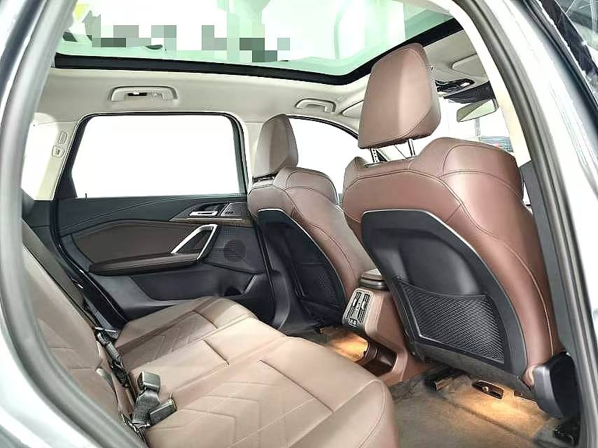 BMW iX1 xDrive30L 2023