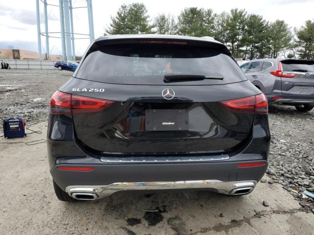 MERCEDES-BENZ GLA 250 2023