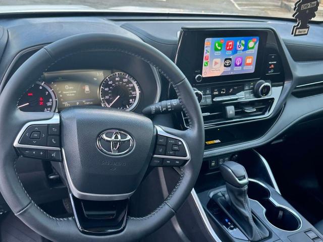 TOYOTA HIGHLANDER LE 2024