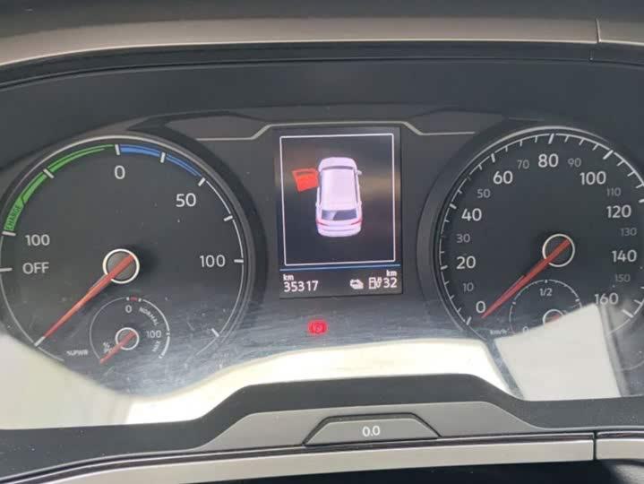 Volkswagen Tharu  2021