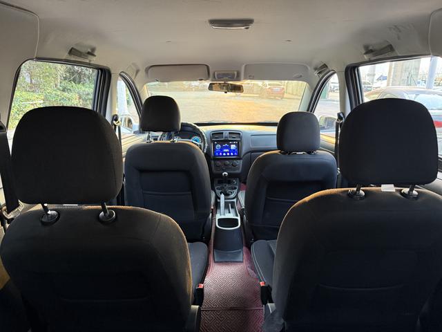 Dongfeng Fengguang 330S 2022