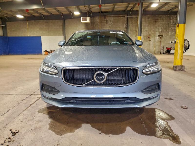 VOLVO S90 T6 MOMENTUM 2019