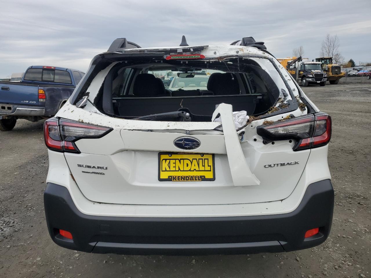 SUBARU OUTBACK PREMIUM 2025